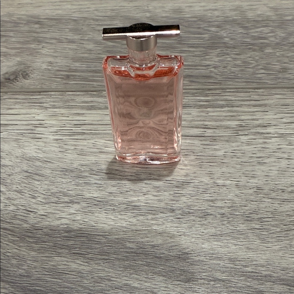 🎈SALE🎈Lancome Idole Elegant Pink Perfume Bottle mini